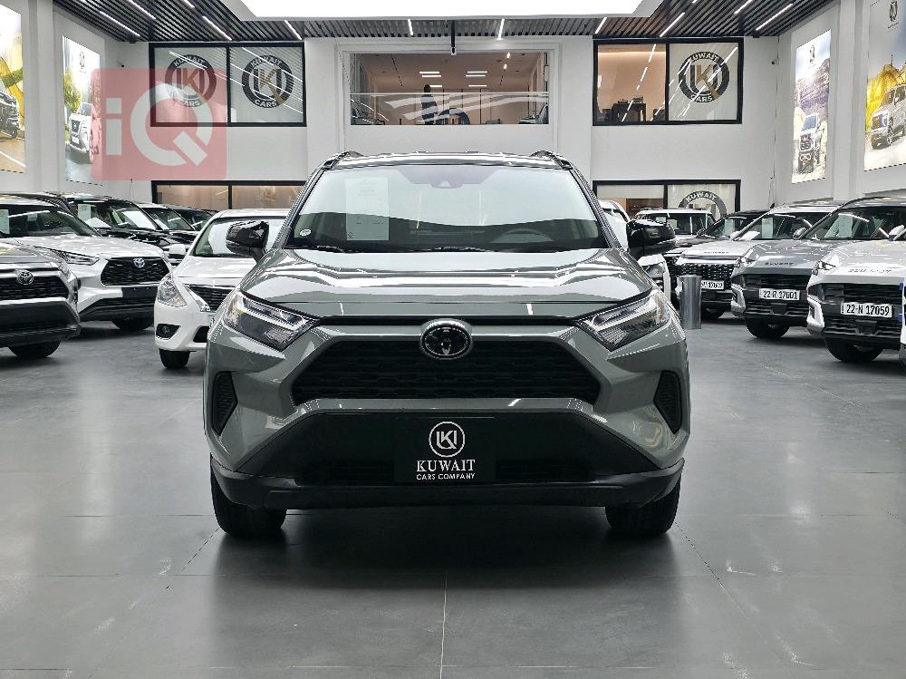 تۆیۆتا ڕاڤ 4